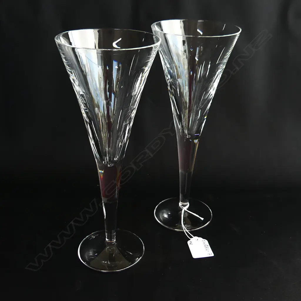 PR WATERFORD CRYSTAL CHAMPAGNE FLUTES, DESIGNED BY JOHN ROCHA. H. 240MM Image 1++