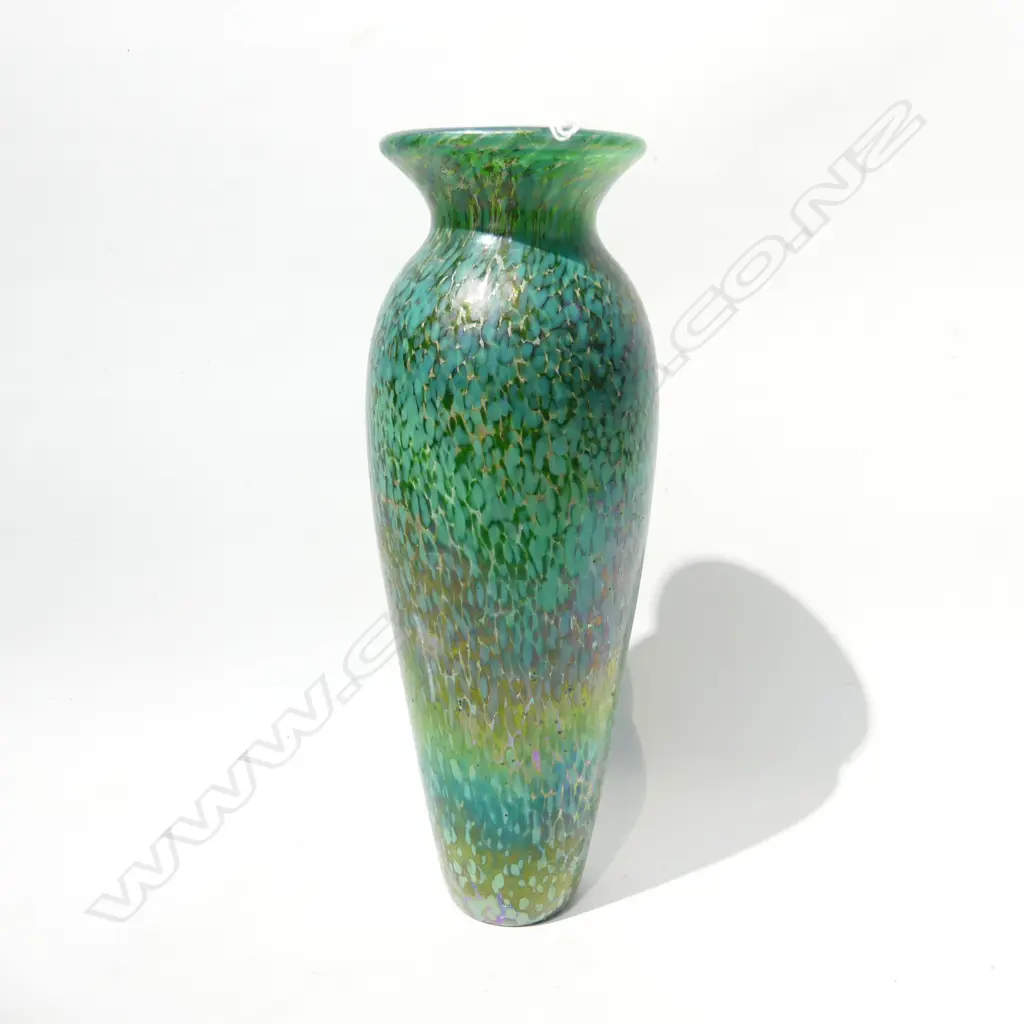 GREEN FAVRILE ART GLASS VASE H.265mm Image 1++