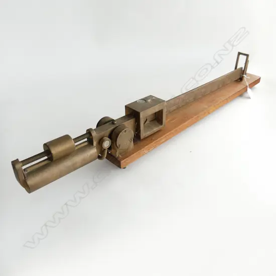 LGE HEAVY BRASS OLD BEAM BALANCE SCALE L.860mm