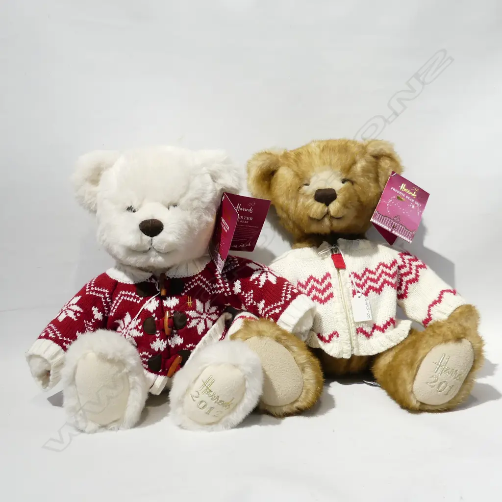 2 HARRODS XMAS BEARS 2011, 2012 Image 1++