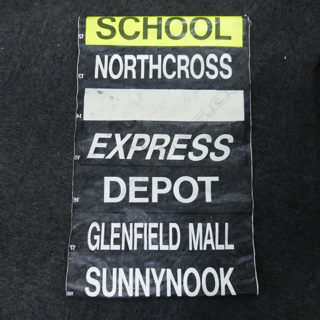 VINTAGE NORTH SHORE BUS BLIND W.630mm Image 1++