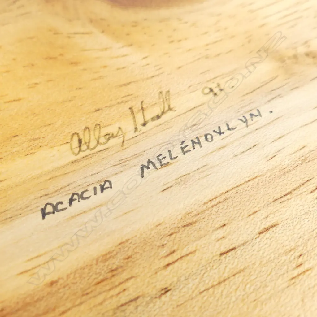 ALLEY HALL SIGNED ACACIA MELANOXYLON WOODEN BOWL 270mm dia Image 1++