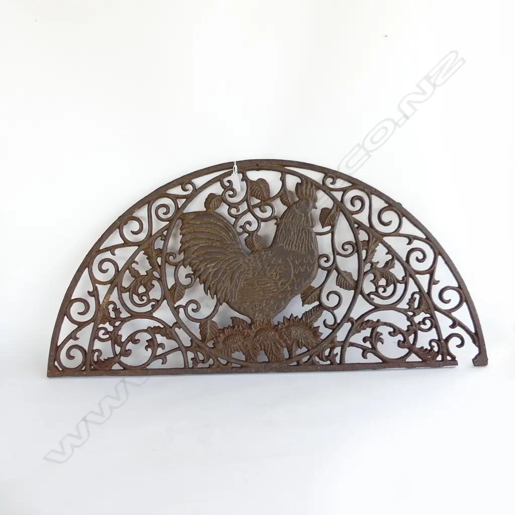CAST IRON DOORMAT; DEMILUNE ROOSTER DESIGN 820x410mm  Image 1++