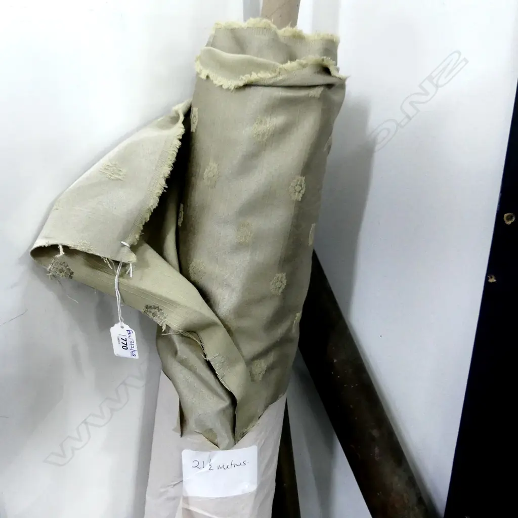 LG ROLL OF FABRIC - CELADON COLOUR 1.4 x 21.5 M Image 1++