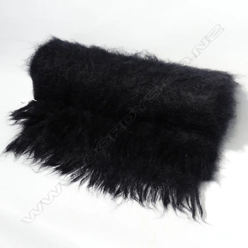 LG BLACK SCOTTISH MOHAIR SCARF / SHAWL 1780x380mm Image 1++