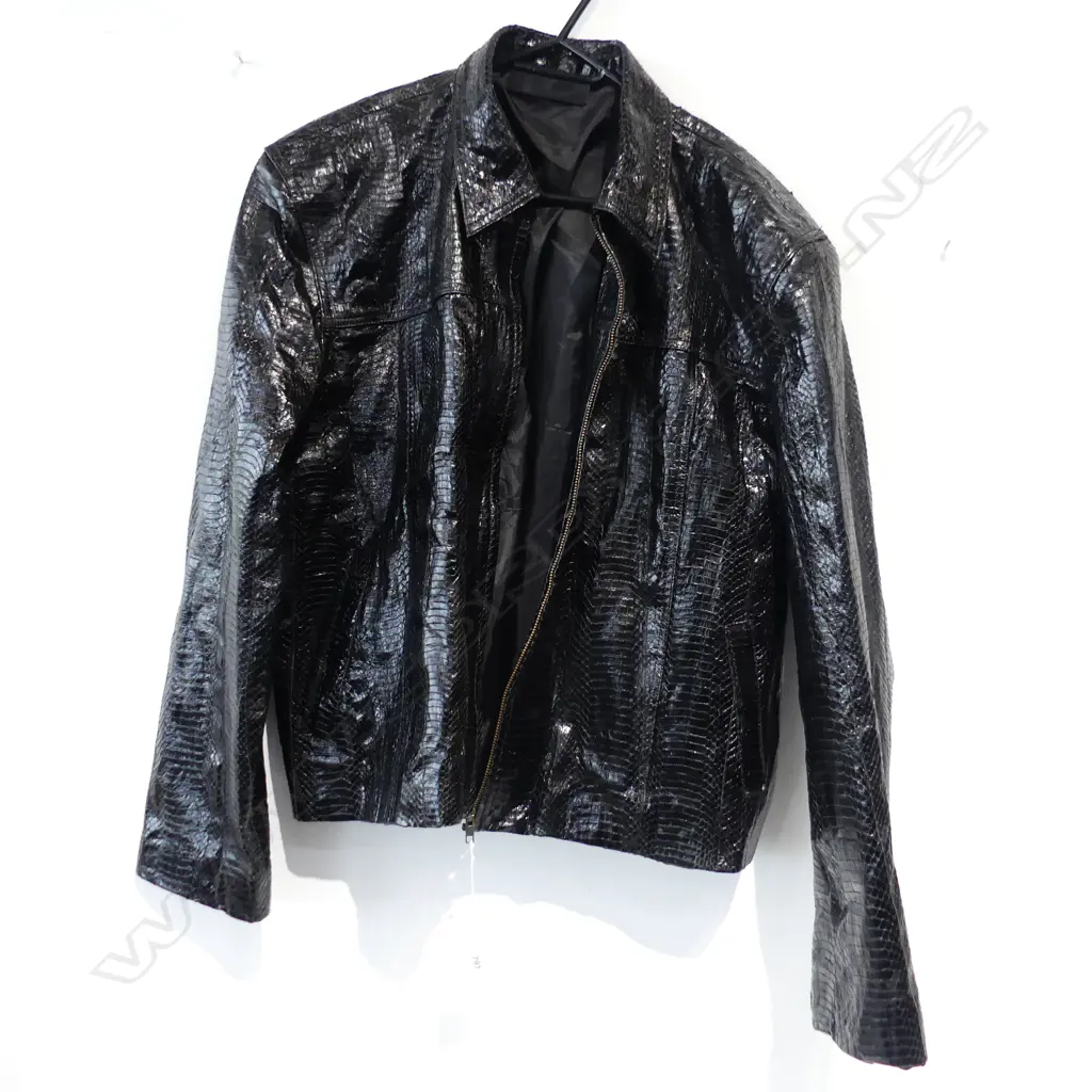 MENS CUSTOM GENUINE BLACK SNAKE SKIN JACKET SIZE 44 INDONESIA Image 1++