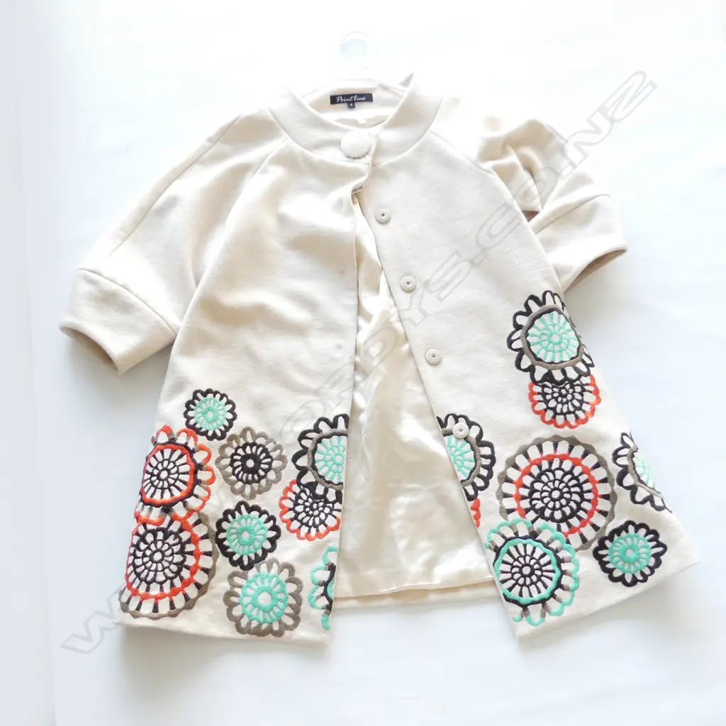 'POINTLINE' 60s STYLE CREAM WOOL LADIES JACKET w. EMBROIDERED DETAIL Image 1++