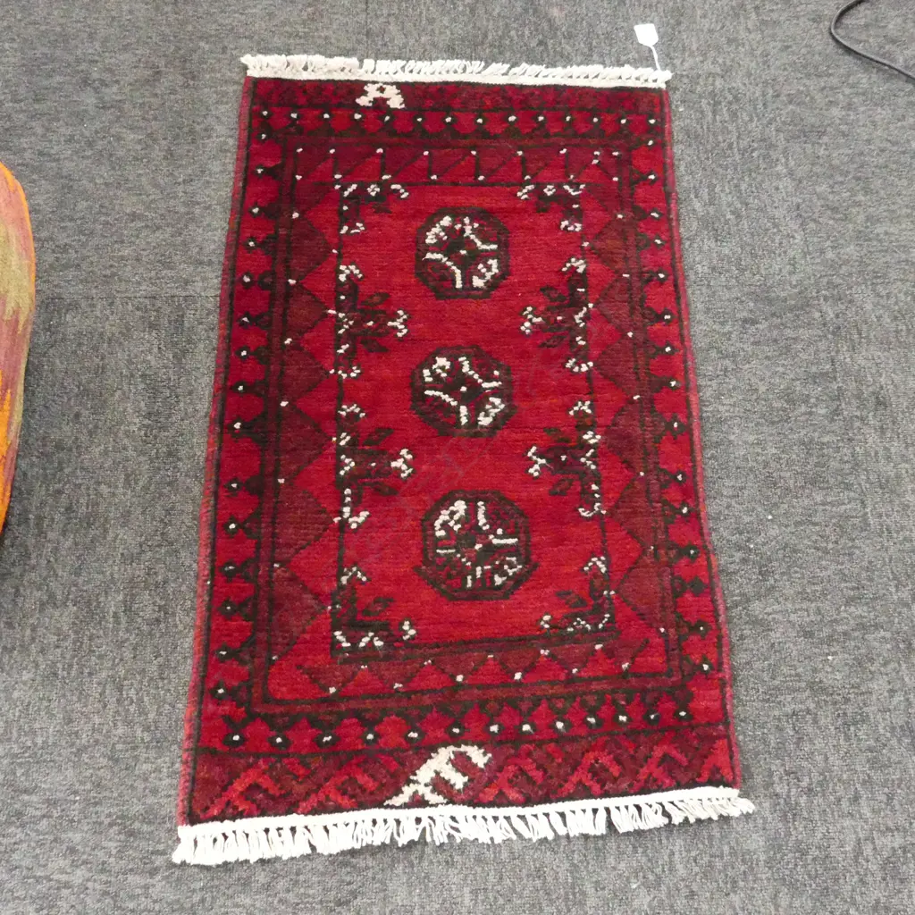 SM HANDKNOTTED TURKMAN MAT, 900 x 520mm Image 1++