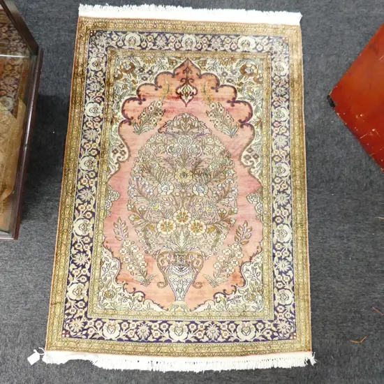 HAND KNOTTED SILK PRAYER RUG 900x1200mm