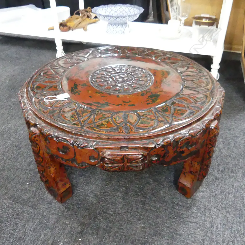 OLD JAPANESE RED GREEN & BLACK LACQUER CIRCULAR LOW TABLE incised decoration Dia.660mm Image 1++