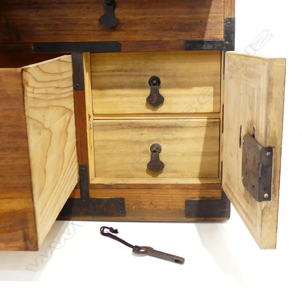 SMALL JAPANESE CABINET 7 drawer & 2 door. 525 x 295 x 565mm Image 1++