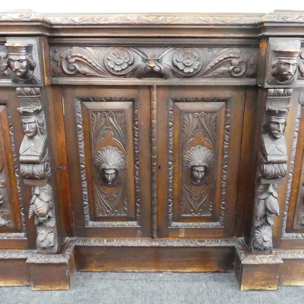 LATE 19thC CARVED OAK SIDEBOARD 1840x700x990mm Image 1++
