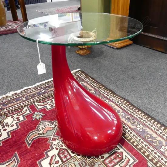 GLASS TOP RED TEAR DROP STAND SIDE TABLE - ORREN ELLIS, DIA 450MM