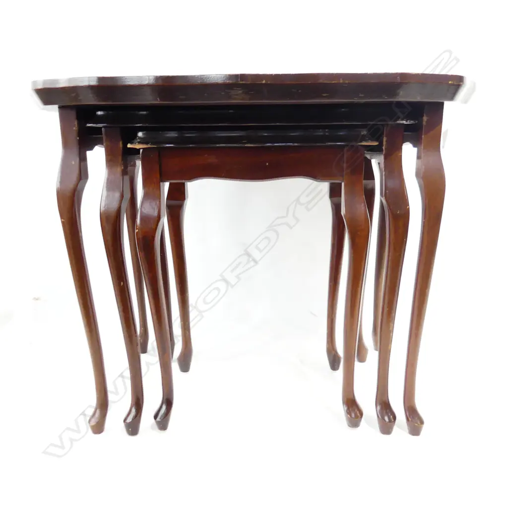 3 MAHOGANY NESTING TABLES 655x450mm Image 1++