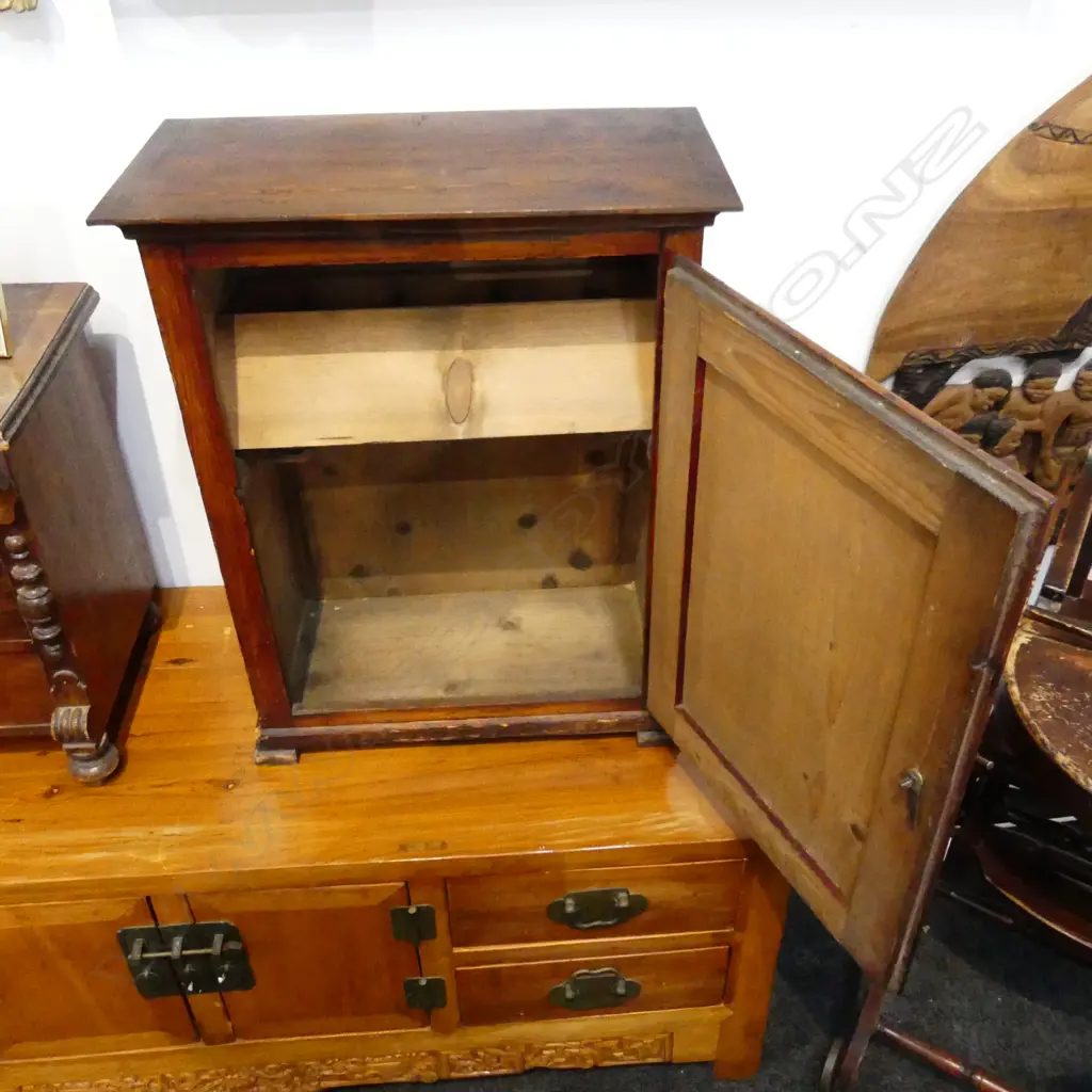 SMALL PINE CUPBOARD H 600 MM Image 1++