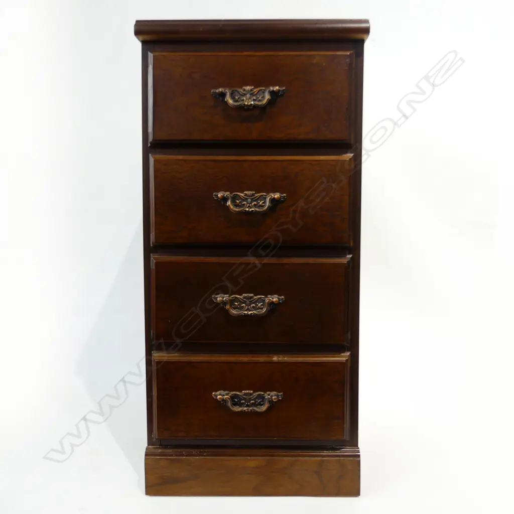 4 DRAWER BEDSIDE CHEST H.700mm Image 1++