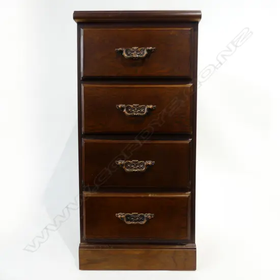 4 DRAWER BEDSIDE CHEST H.700mm