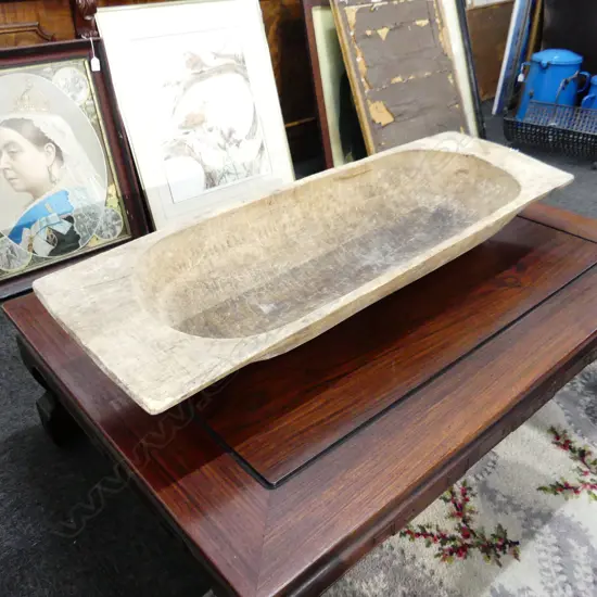 LG CARVED WOODEN PACIFIC IS TROUGH (HAS SOME BORER) 1135 X 350MM