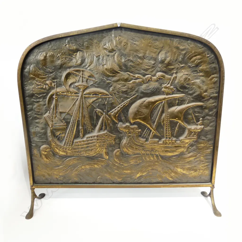 METAL FIRE SCREEN w. GALLEONS W.720mm H.680mm Image 1++
