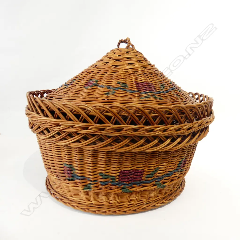 LG CANE LIDDED BASKET DIA 540MM Image 1++