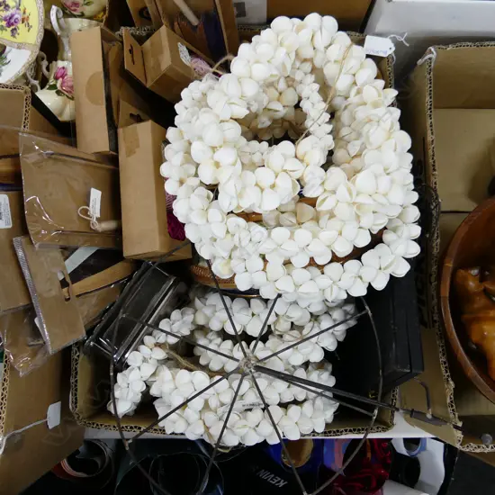 BOX LOT LE FORGE WHITE SHELL WREATHS, PAPER FANS ETC