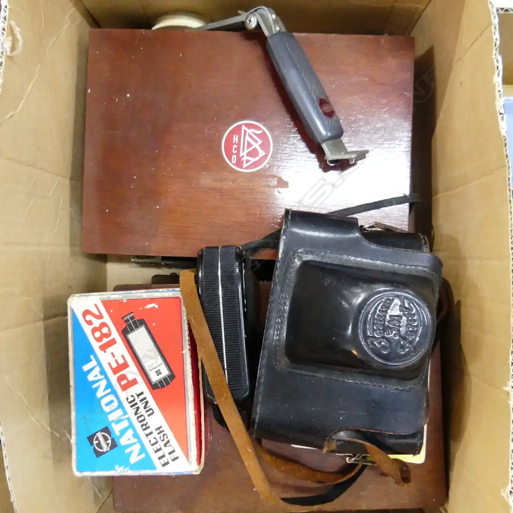 BOX MISC INCL OLD CAMERA & ELECTRONIC EQUIPMENT ETC.. Image 1++