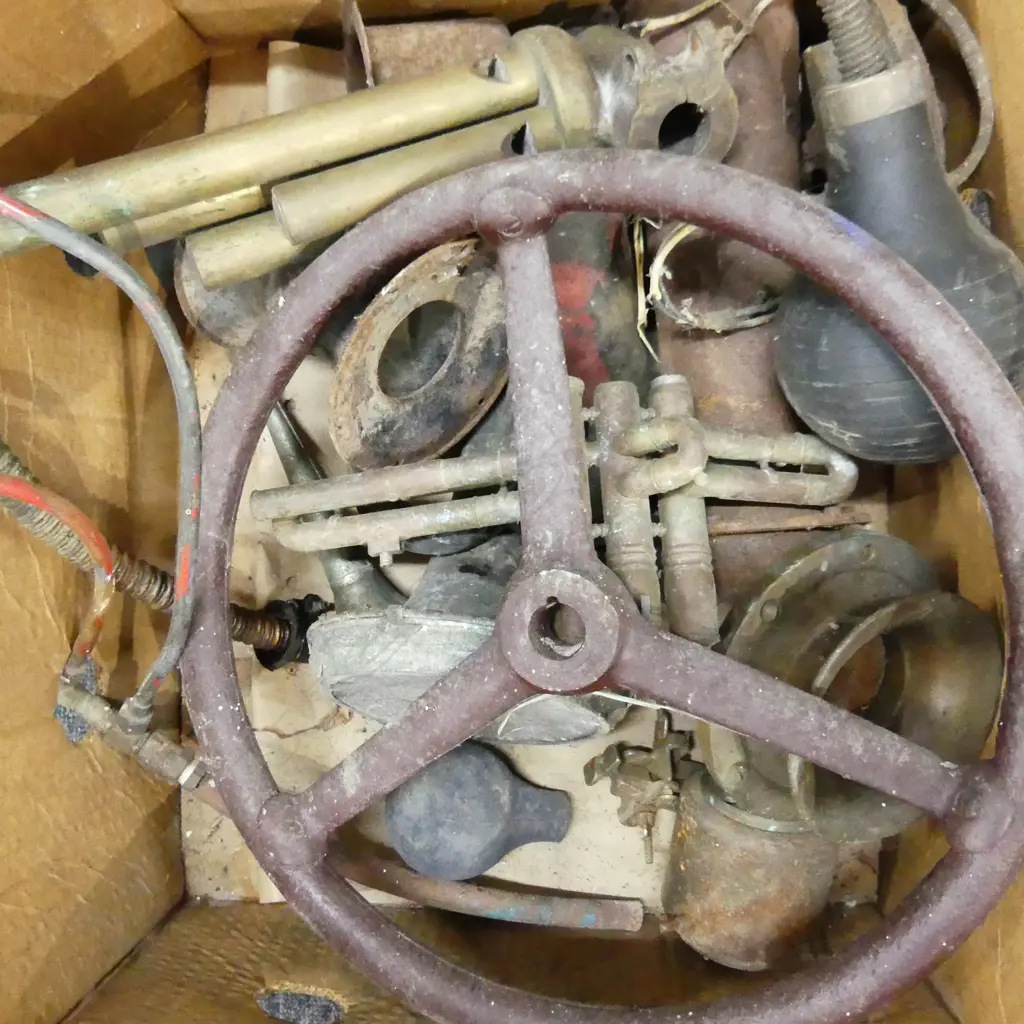 BOX LOT EARLY 20thC CAR PARTS ETC Image 1++