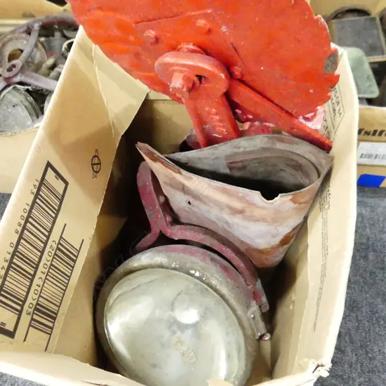 BOX LOT VINTAGE 20s VEHICLE LIGHT (EX. HALLEY FIRE ENGINE?) + RED PAINTED TOOL