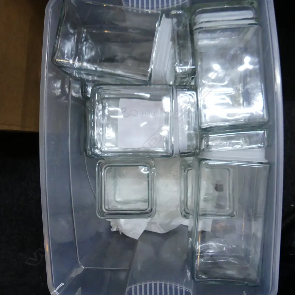 BOX LOT CLEAR GLASS RECTANGULAR KITCHEN CONTAINERS Image 1++