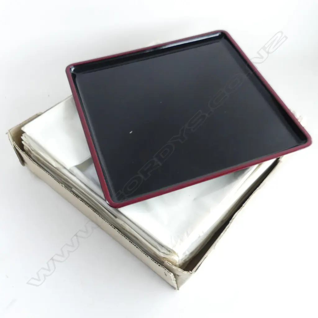 BOX JAPANESE LACQUER TRAYS X8. 300MM SQ Image 1++