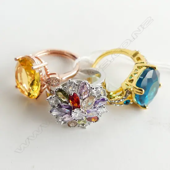 925 SILVER MULTI GEM DRESS RING, ROSE GOLD PLATED FAUX CITRINE COCKTAIL RING & BLUE STONE & GILT FASHION RING