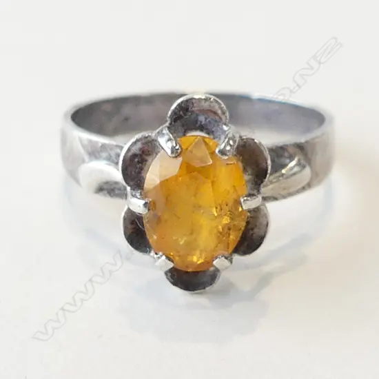 SILVER & COLOURED STONE RING SIZE N