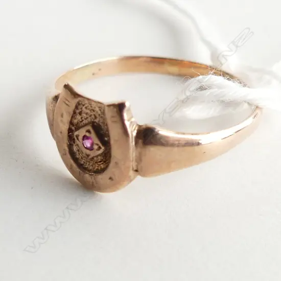 9CT ROSE GOLD LUCKY HORSESHOE RING 1.6GMS Size O 1/2