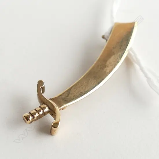 9CT GOLD SWORD BROOCH 2.4GMS 