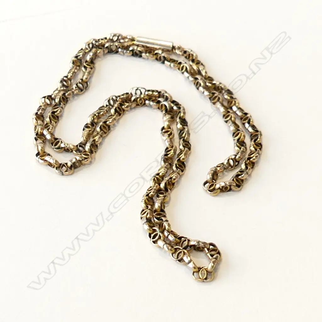 9CT CHAIN 4.7 GRAMS  44CM LONG Image 1++