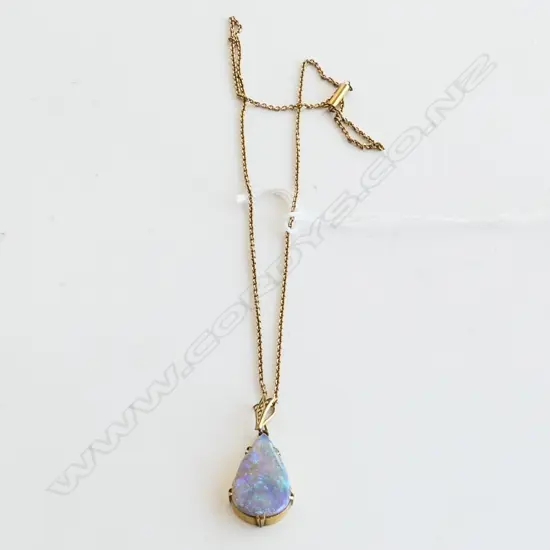 OPAL PENDANT (UNMARKED) ON 9CT CHAIN 5.4 GRAMS