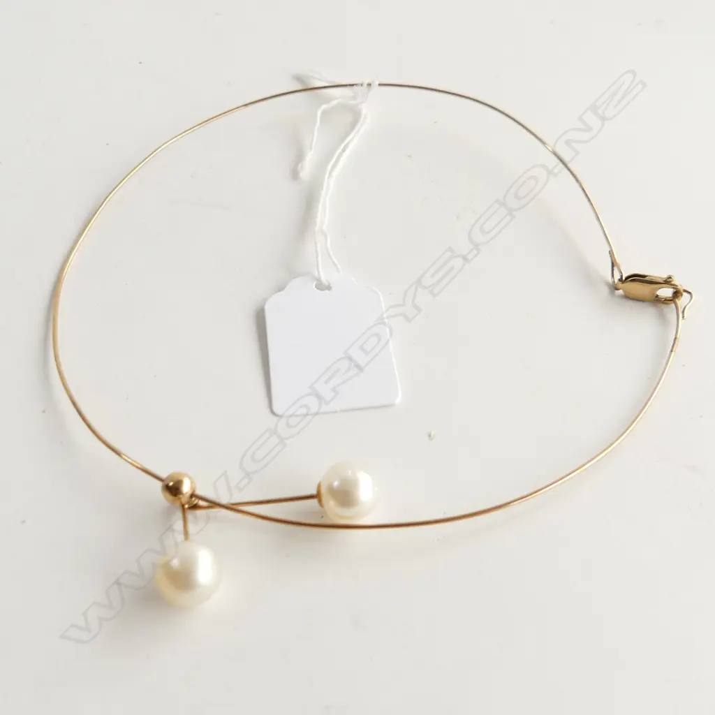 9CT GOLD CHOKER NECKLACE WITH TWO 10MM PEARL PENDANTS 9.1GMS Image 1++