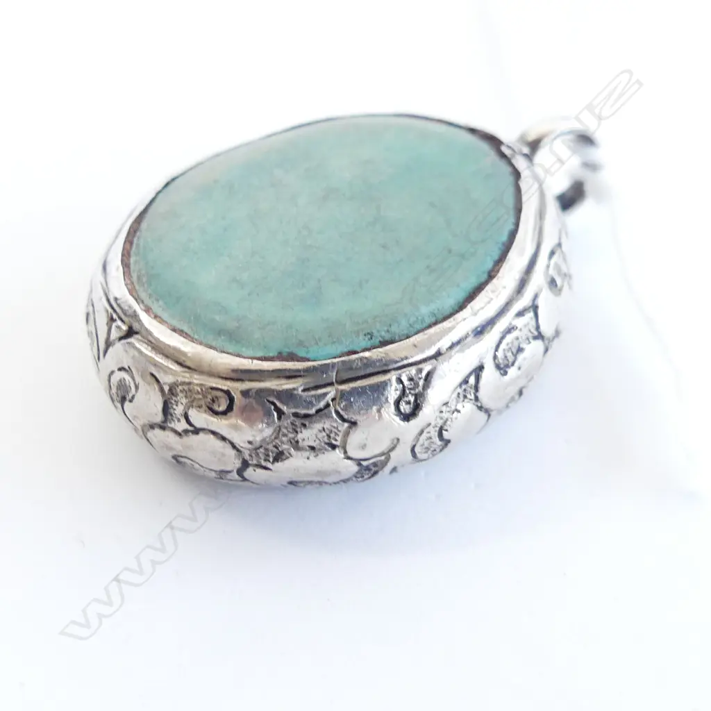 TIBETAN SILVER AND JADE ? PENDANT Image 1++