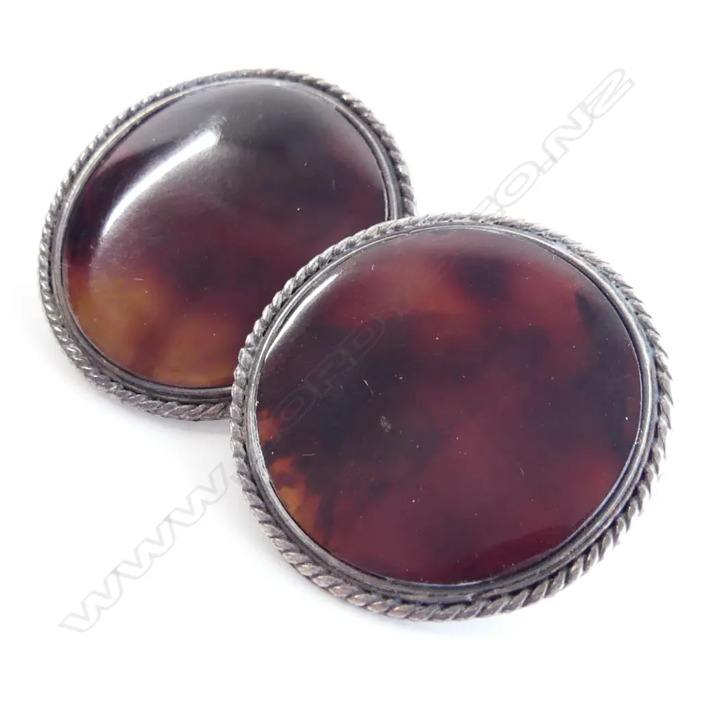 PAIR TORTOISE SHELL AND SILVER EARRINGS - CLIP ON Image 1++