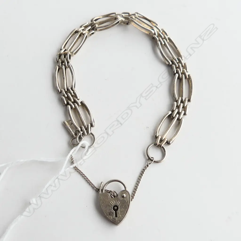 SILVER GATE LINK BRACELET Image 1++