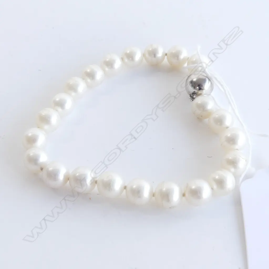 CULTURED PEARL BRACELET 14CT WHITE GOLD CLASP Image 1++