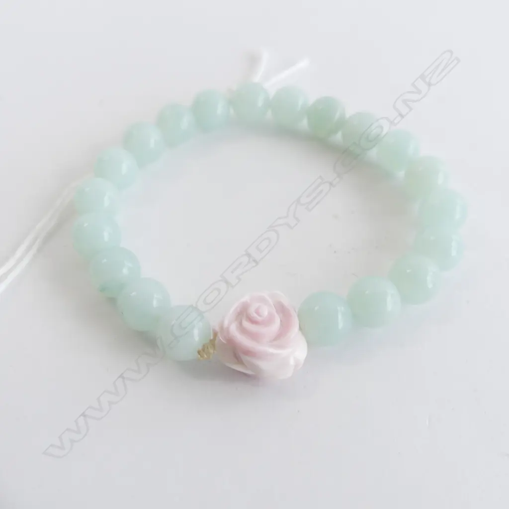 CHALCEDONY AND SHELL ROSE BRACELET Image 1++