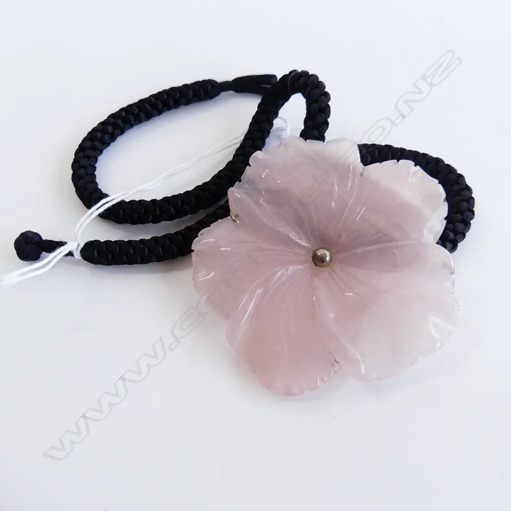 ROSE QUARTZ PENDANT ON SILK CHORD Image 1++