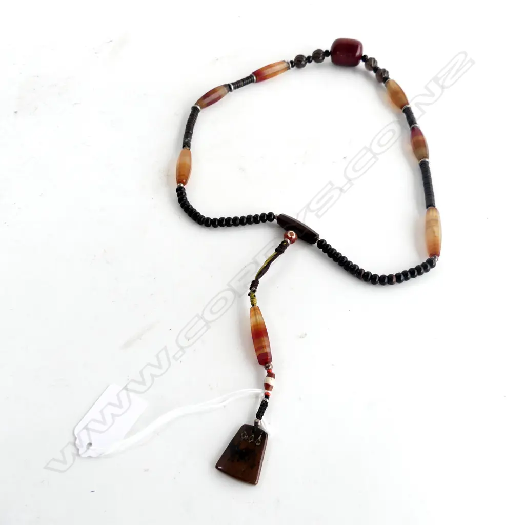 VINTAGE ORIENTAL NECKLACE Image 1++