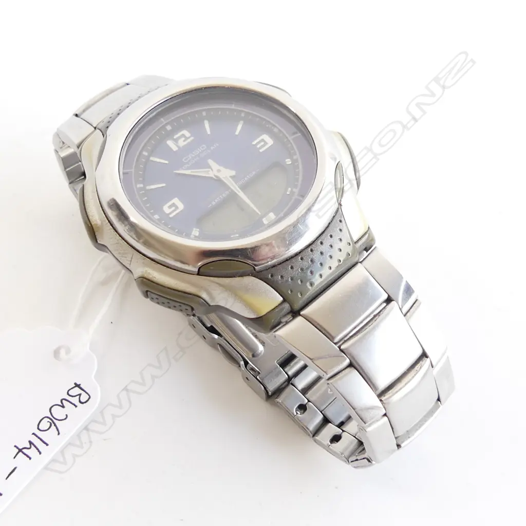 CASIO - TOUGH SOLAR 1960s WRIST WATCH - GOING Image 1++