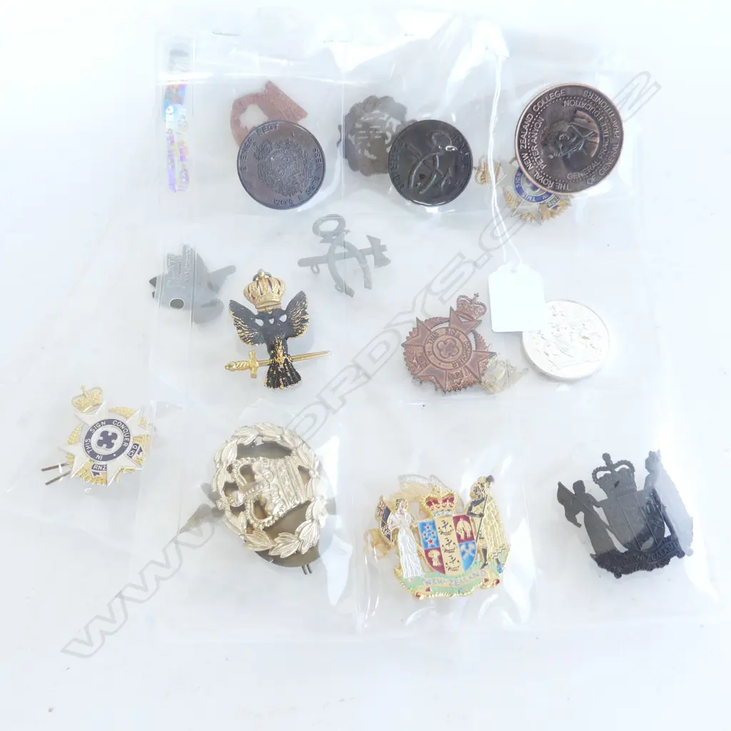 18 ASST BADGES + MEDALLIONS ETC Image 1++