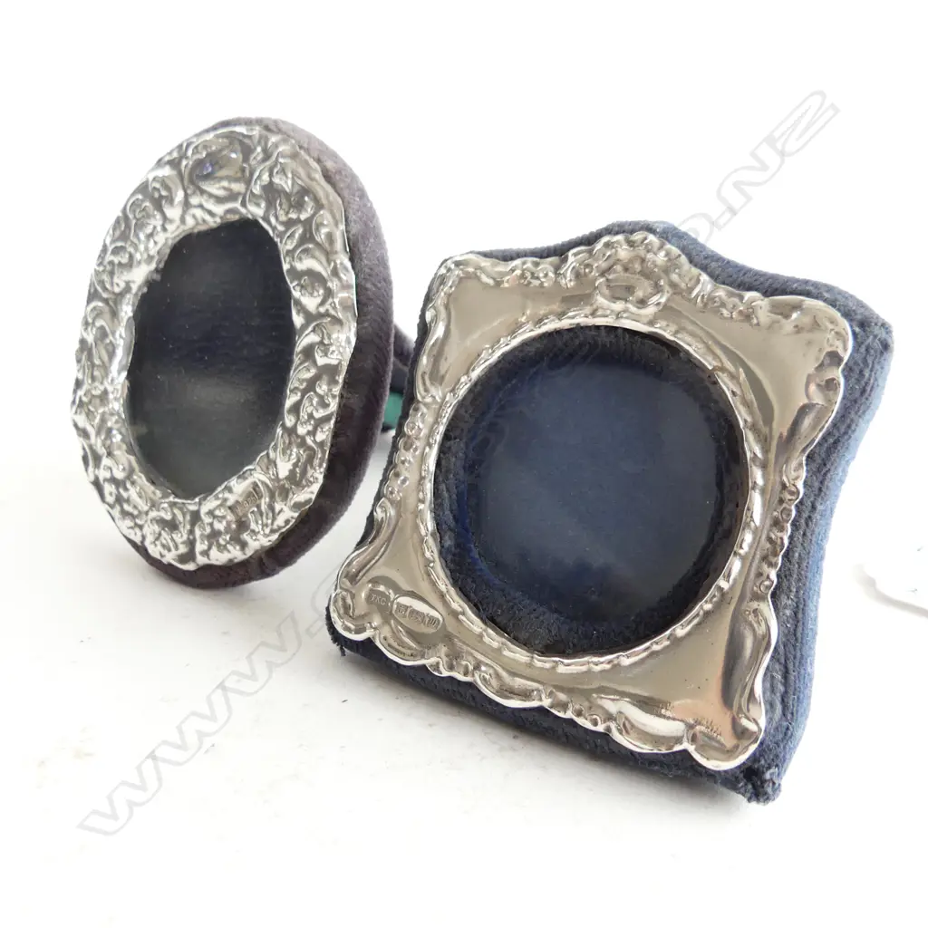 TWO SMALL ST. SILVER PHOTO FRAMES  Image 1++