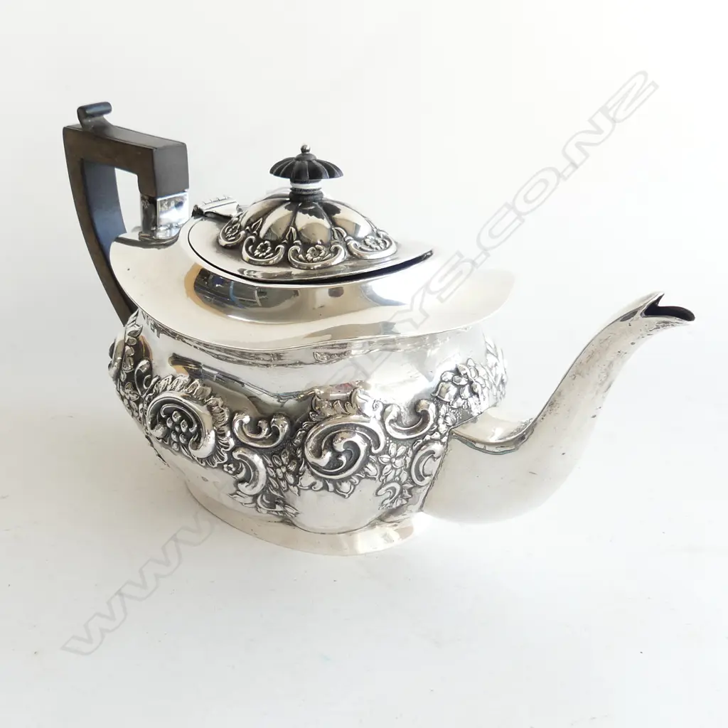 STG SILVER TEAPOT, B'HAM 1905 491 GRAMS Image 1++