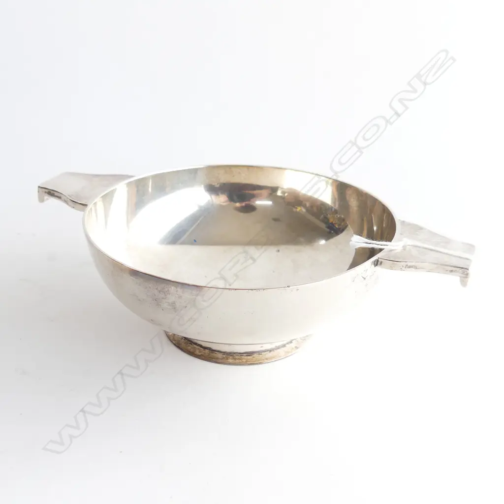 STG SILVER QUAICH LONDON 1928 284 GRAMS Image 1++
