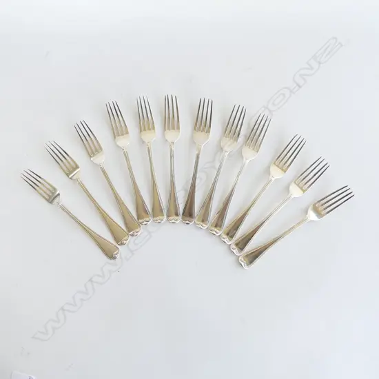 SET 12 WM.IV SILVER DESSERT FORKS OLD ENGLISH & THREAD London 1836. 518gms.